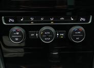 Volkswagen Golf 28