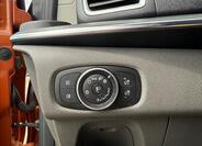 Ford Tourneo Custom 16