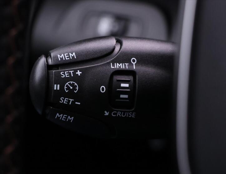 Peugeot Rifter 22