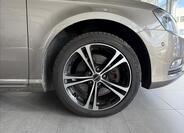 Volkswagen Passat 24
