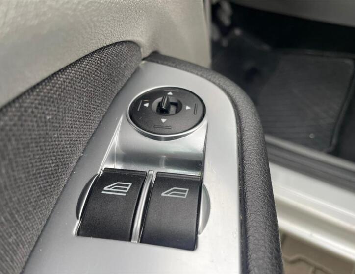 Ford Focus 13
