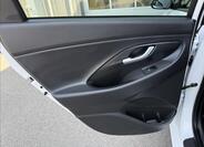 Hyundai i30 10