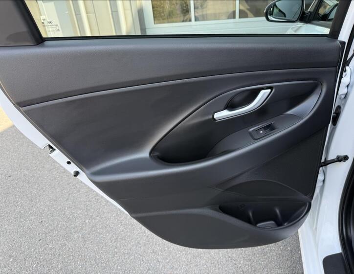 Hyundai i30 10