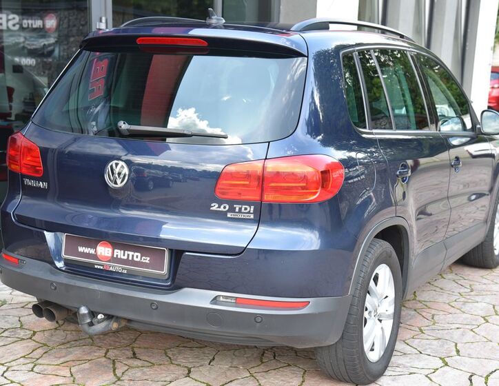 Volkswagen Tiguan 7