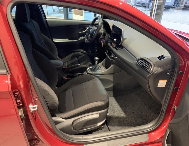 Hyundai i30 41