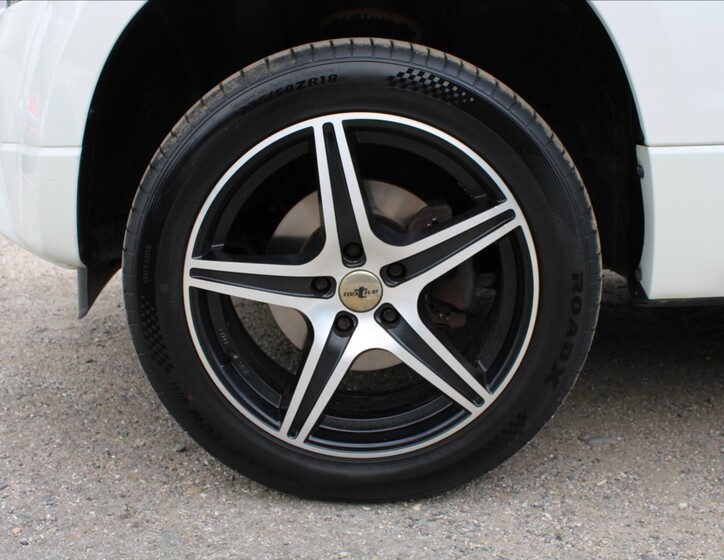 Suzuki Grand Vitara 23