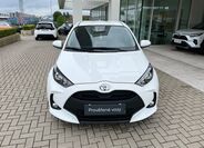 Toyota Yaris 9