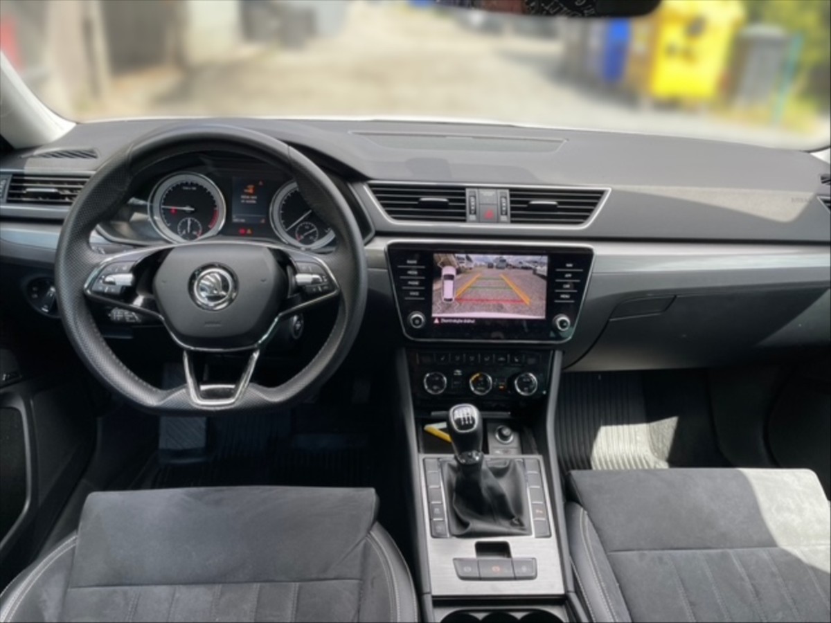 Škoda Superb