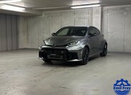 Toyota Yaris 1