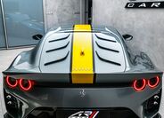 Ferrari 812 4
