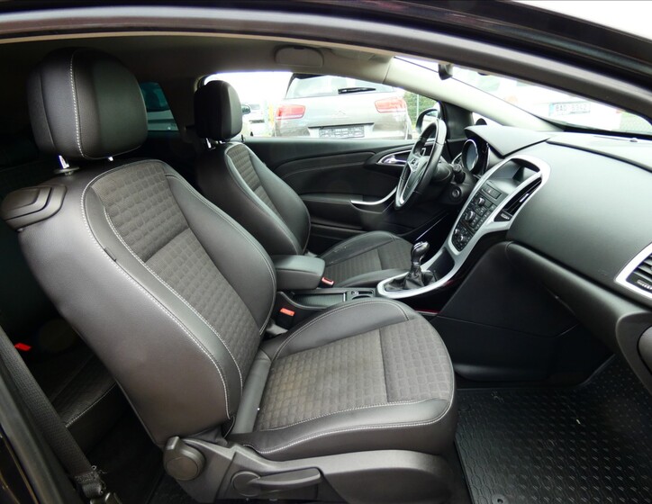 Opel Astra 10