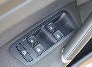Volkswagen Golf 16