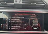 Audi Q3 10