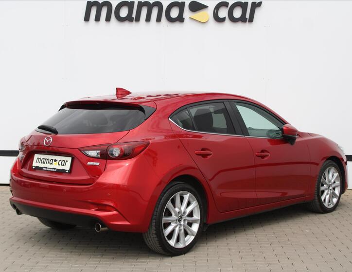 Mazda 3 7