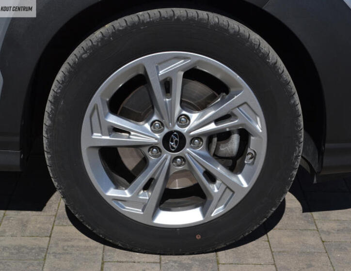 Hyundai Kona 10