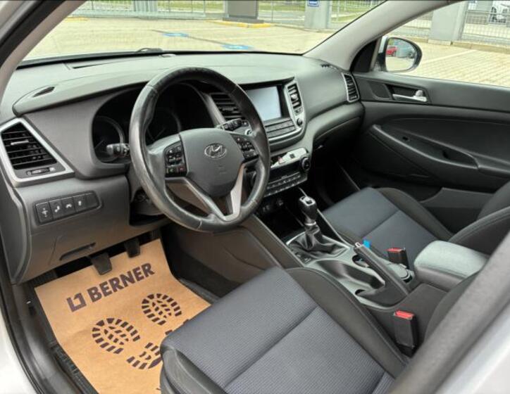 Hyundai Tucson 9