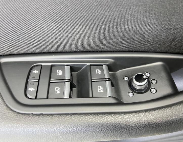 Audi A4 24