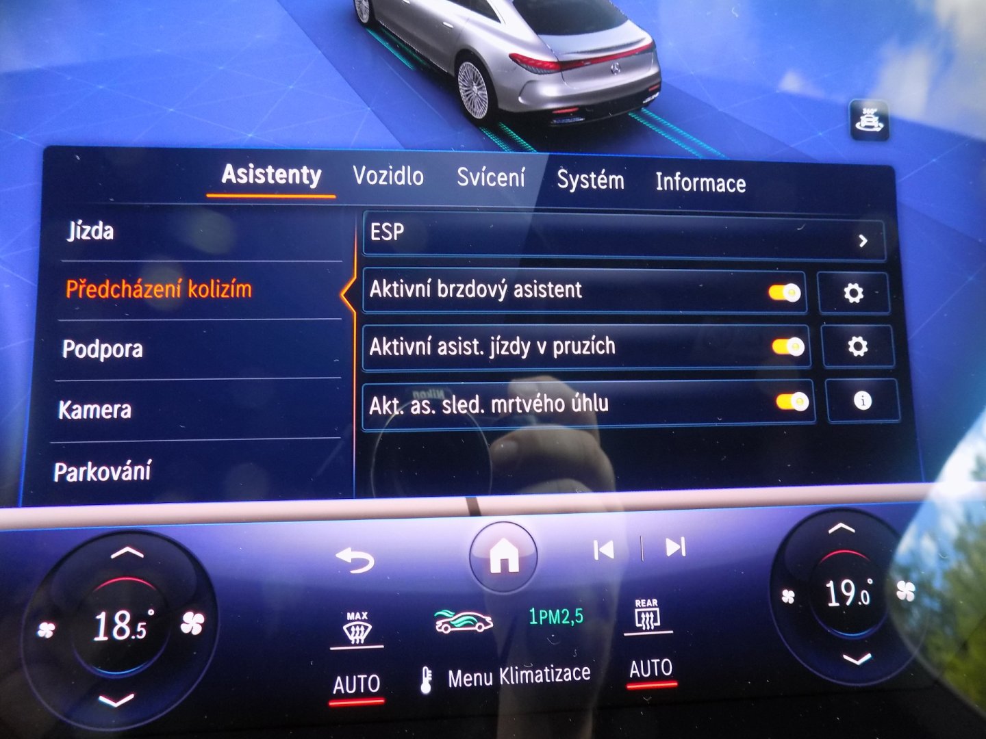 Mercedes-Benz EQS