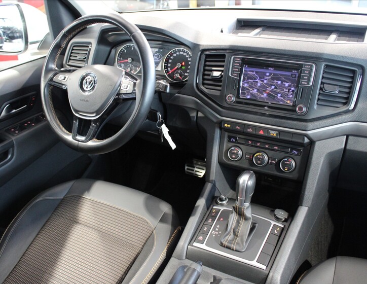 Volkswagen Amarok 15