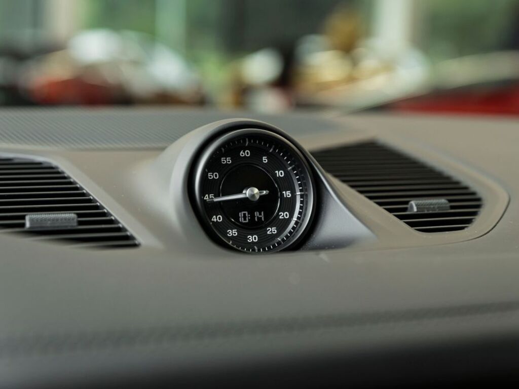 Porsche Cayenne 14