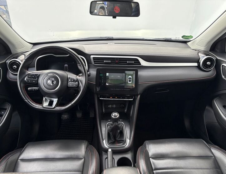 MG ZS 5