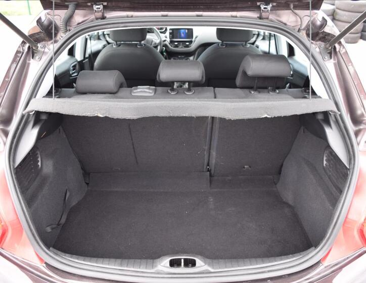Peugeot 208 20