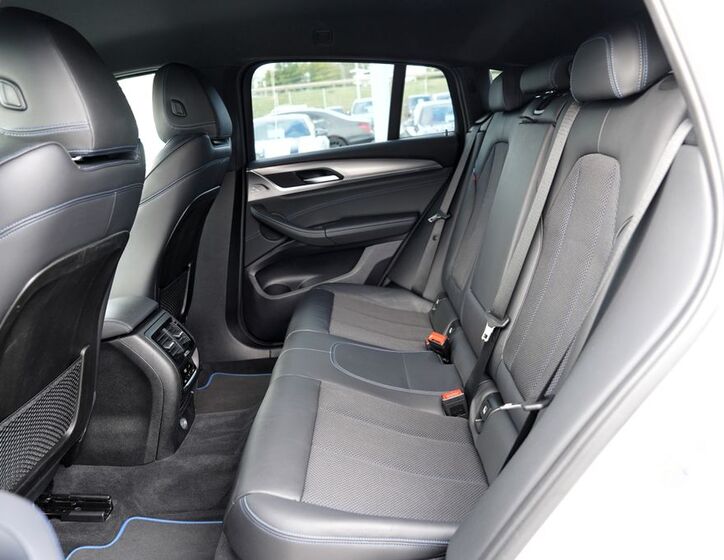 BMW X4 32