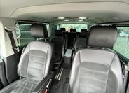 Volkswagen Multivan 21