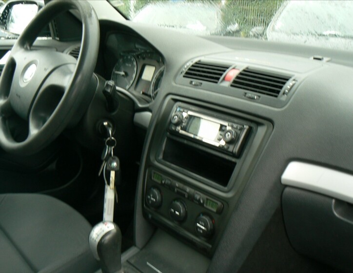 Škoda Octavia 15
