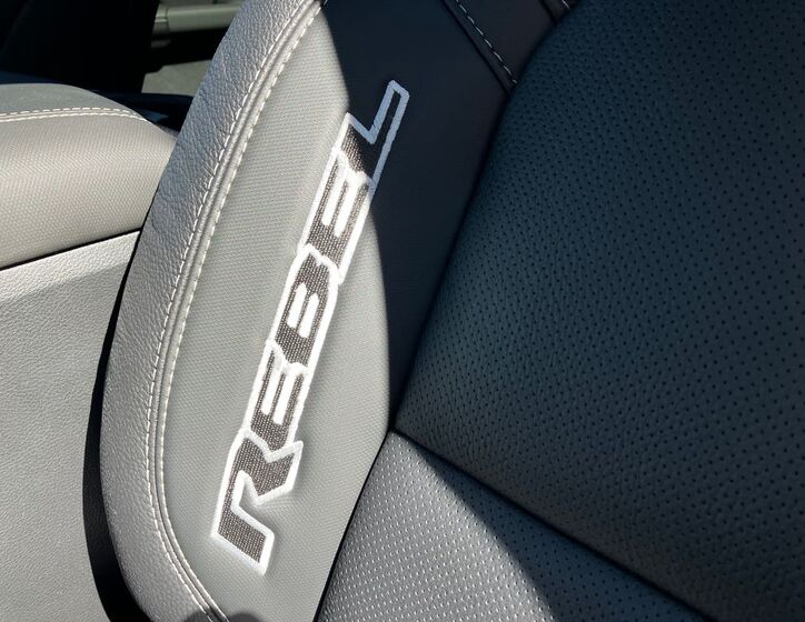 Dodge RAM 31