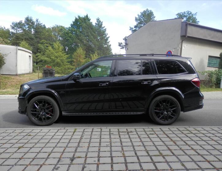 Mercedes-Benz GL 6