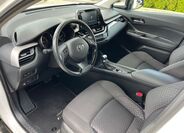 Toyota C-HR 17