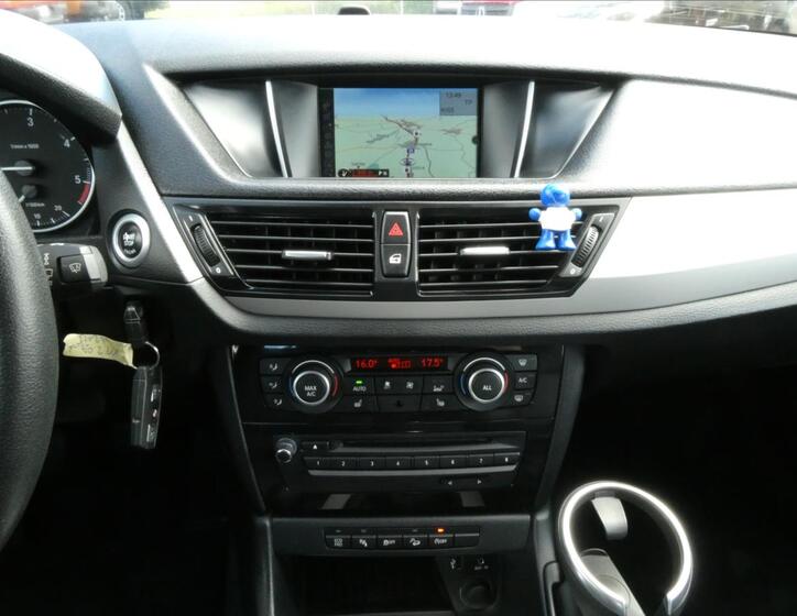 BMW X1 29