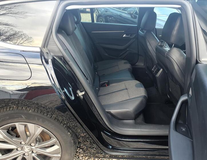 Peugeot 508 16