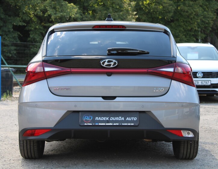 Hyundai i20 6