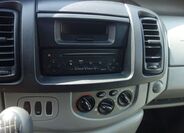 Opel Vivaro 21