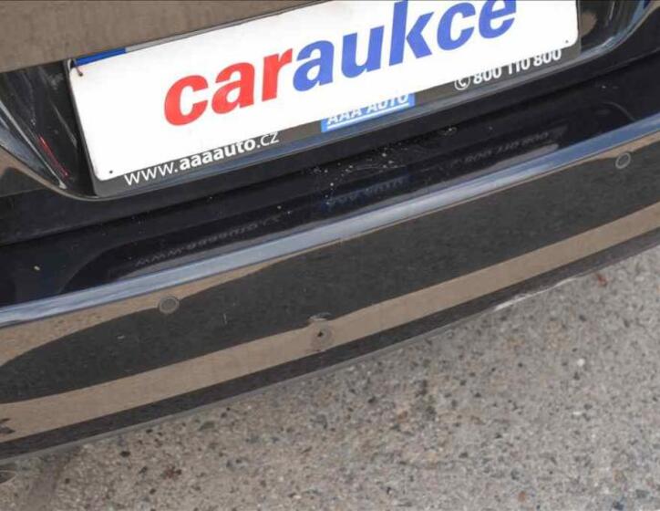 Volkswagen Golf 10