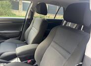 Toyota Avensis 35