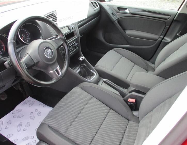 Volkswagen Golf 17