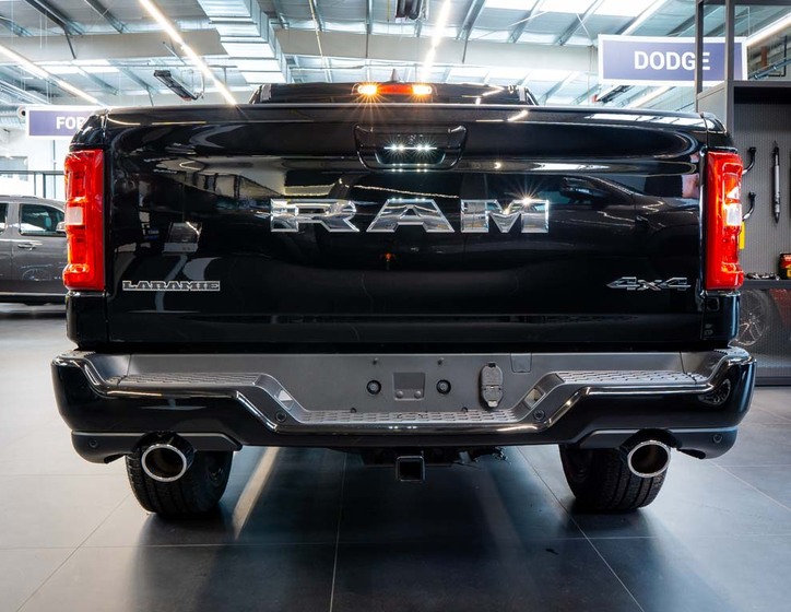 Dodge RAM 4