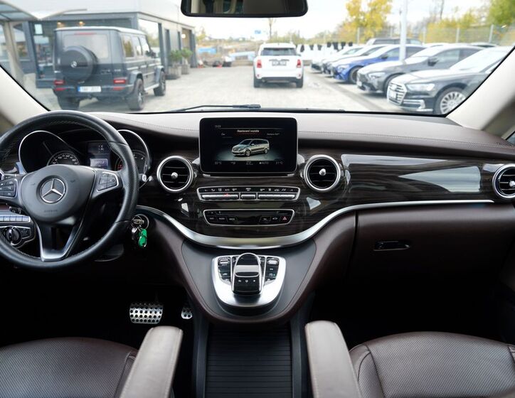 Mercedes-Benz Třídy V 27