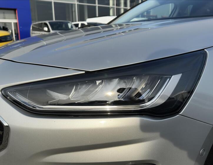 Ford Focus 9
