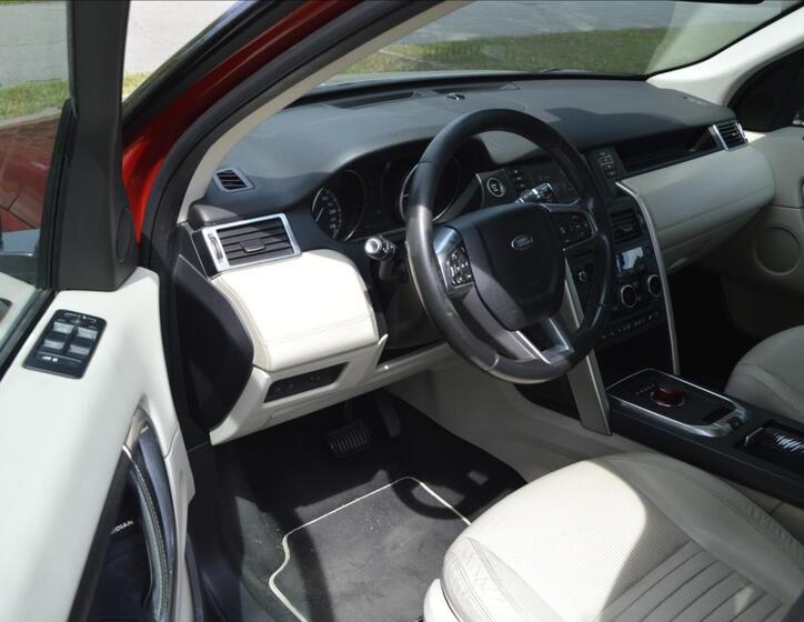 Land Rover Discovery Sport 9