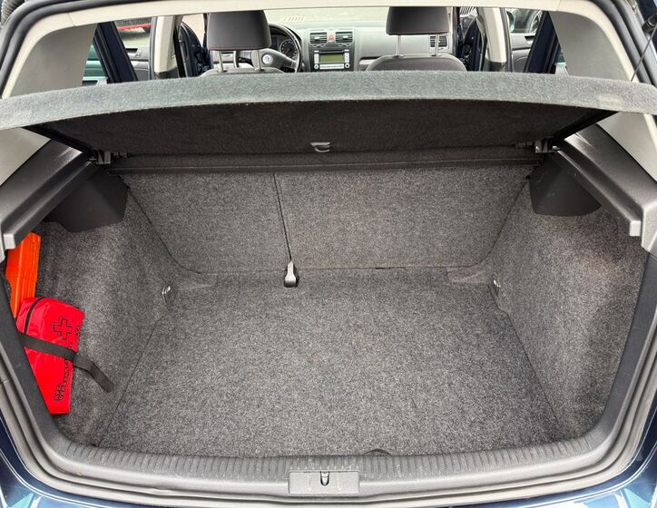 Volkswagen Golf 13