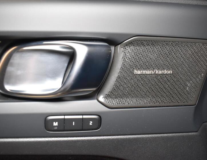 Volvo XC40 16
