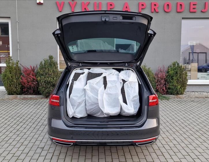 Volkswagen Passat 40