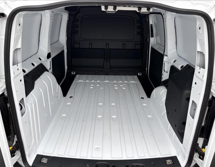 Ford Transit Connect 13
