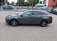 Hyundai i30 4