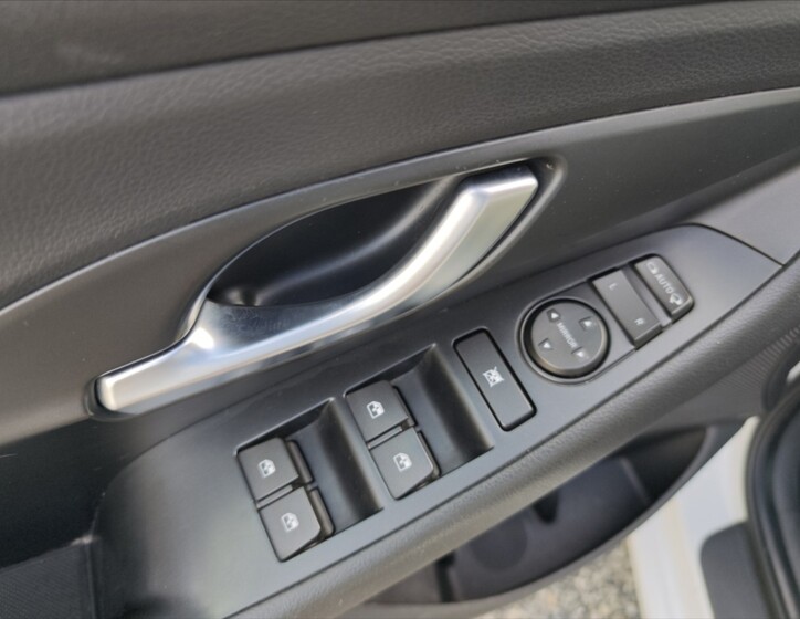 Hyundai i30 10