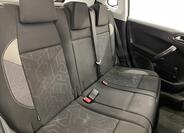 Peugeot 2008 8